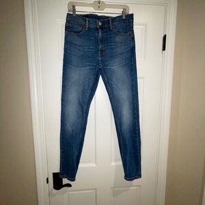 Men’s Levi’s 510 skinny fit jeans - waist size 32.